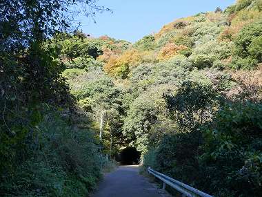 山神隧道